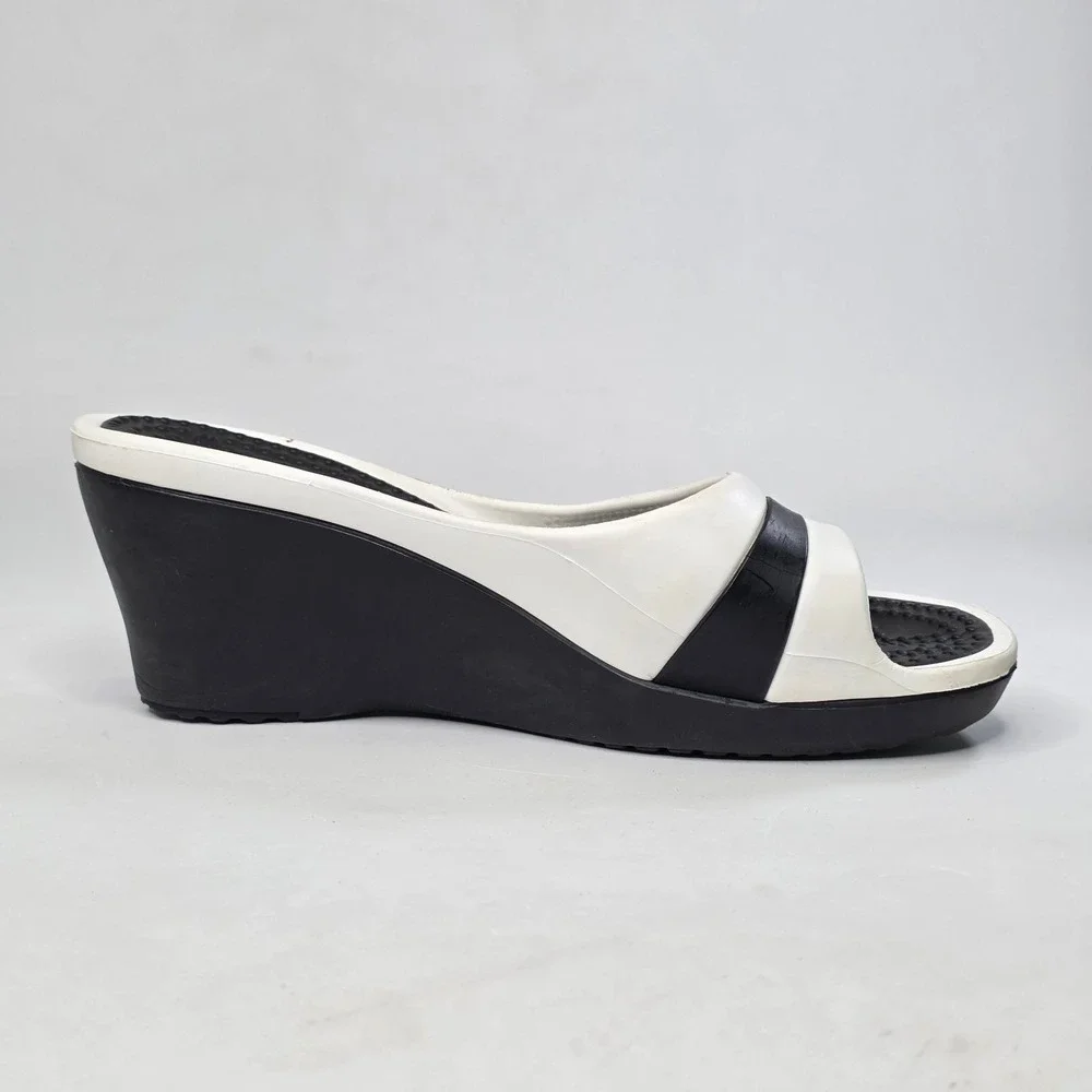 Crocs Sassari Wedge Sandals Women's Size 7 Black White Slides Slip On Shoes